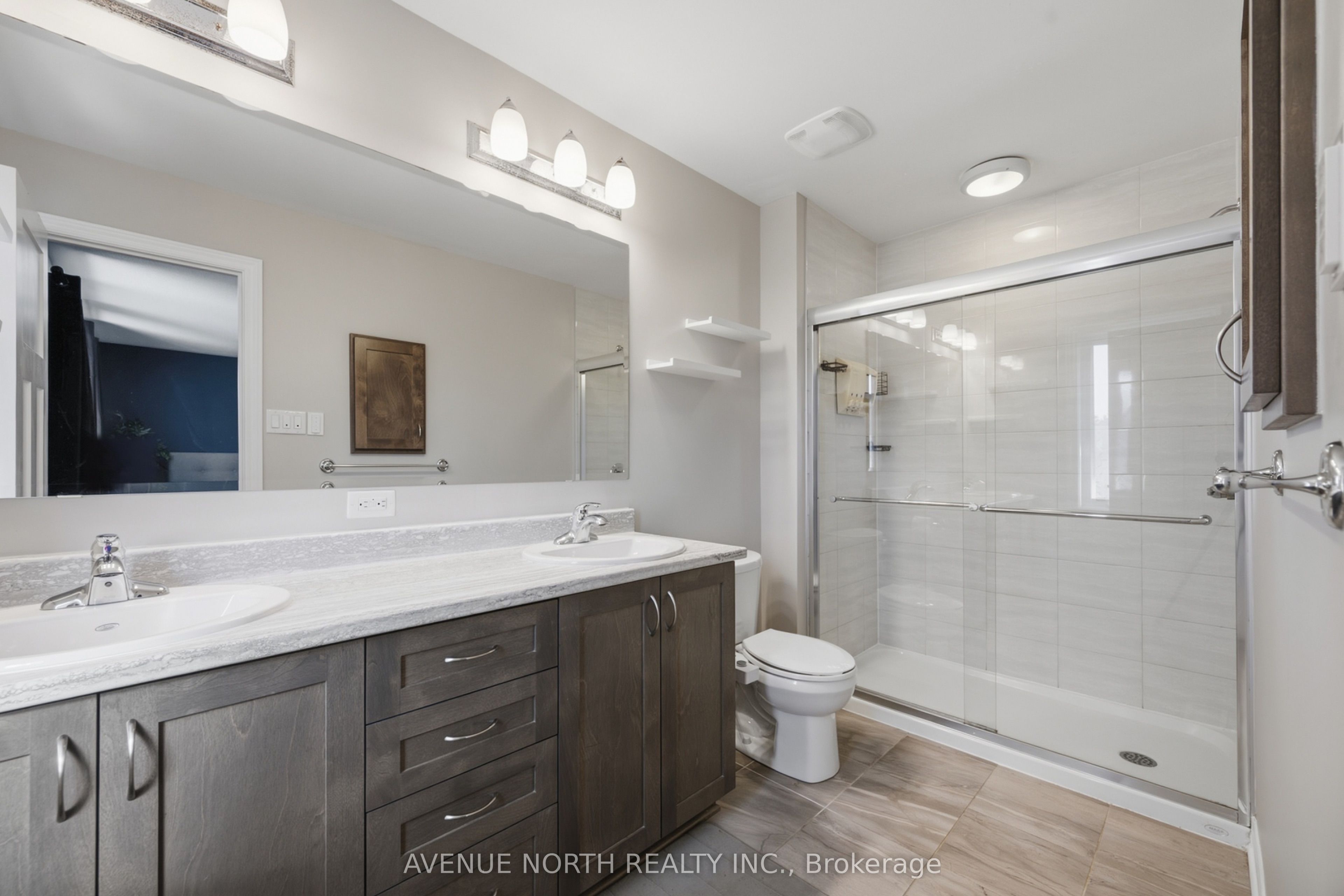 6363 Renaud Road Property Photo 28