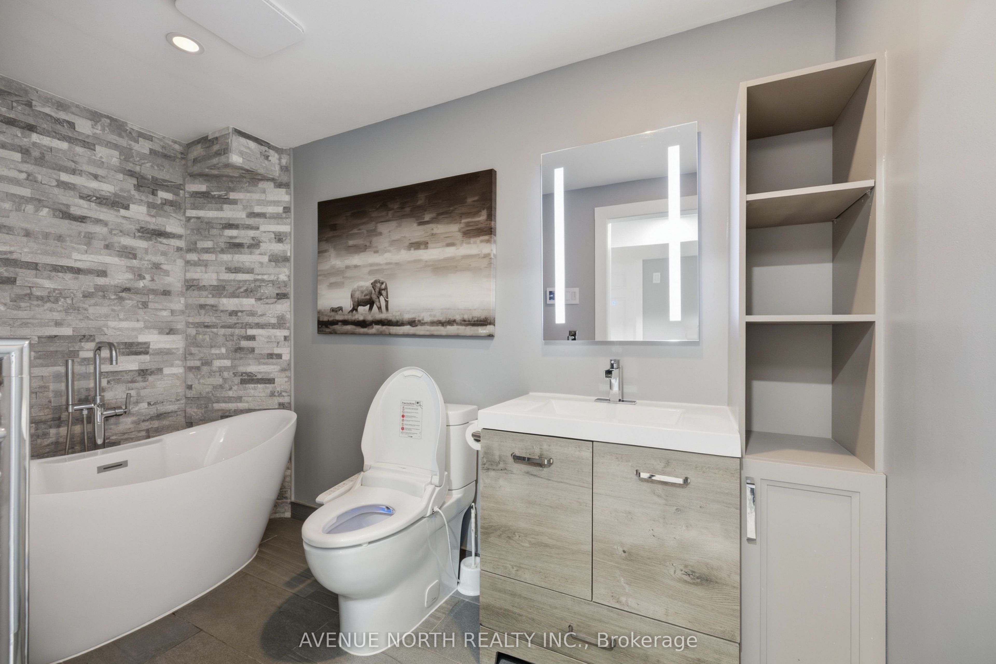 6363 Renaud Road Property Photo 34