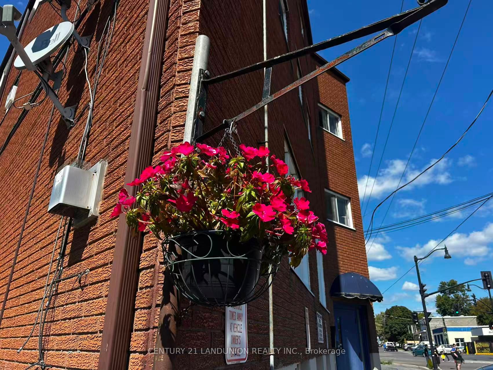 442 Macdonnell Street Property Photo 5