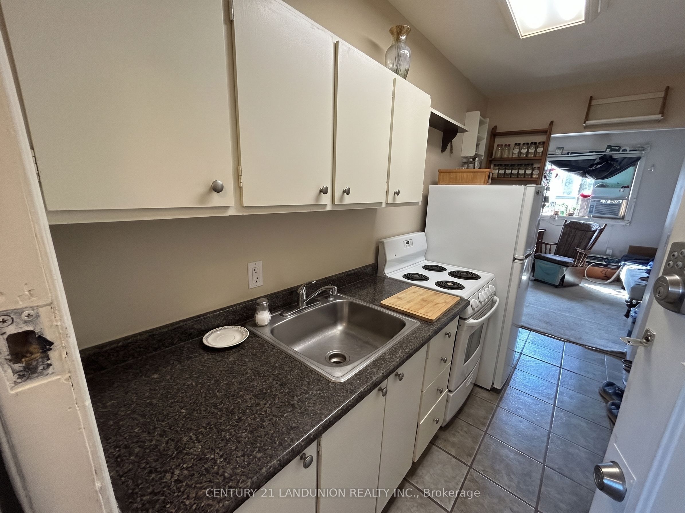 442 Macdonnell Street Property Photo 23