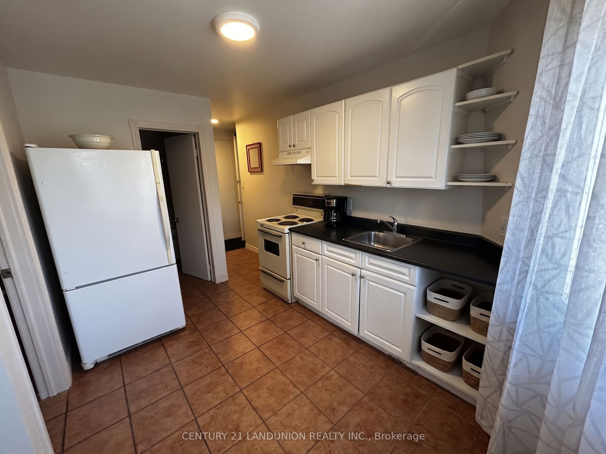 442 Macdonnell Street Property Photo 30