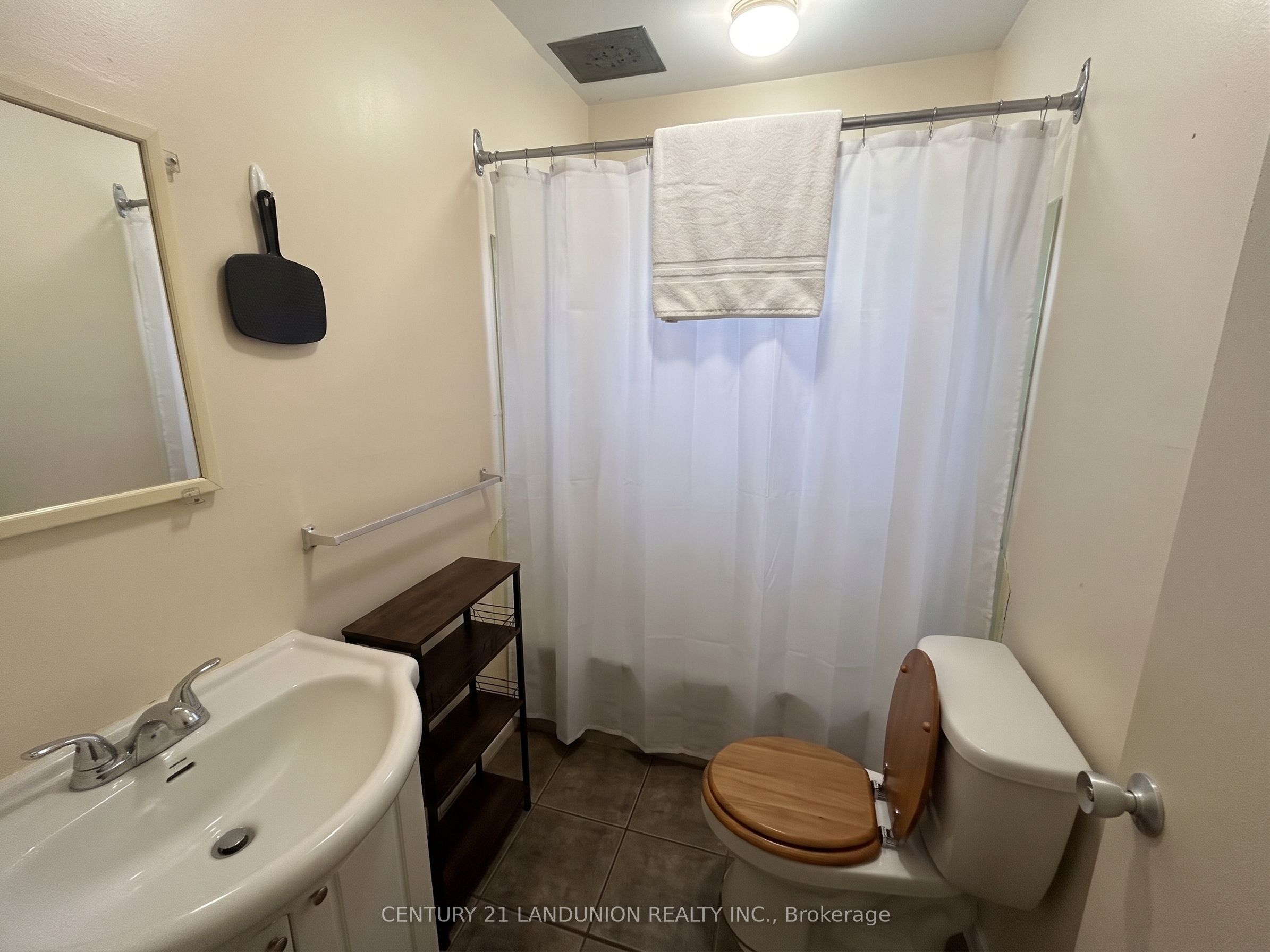 442 Macdonnell Street Property Photo 35
