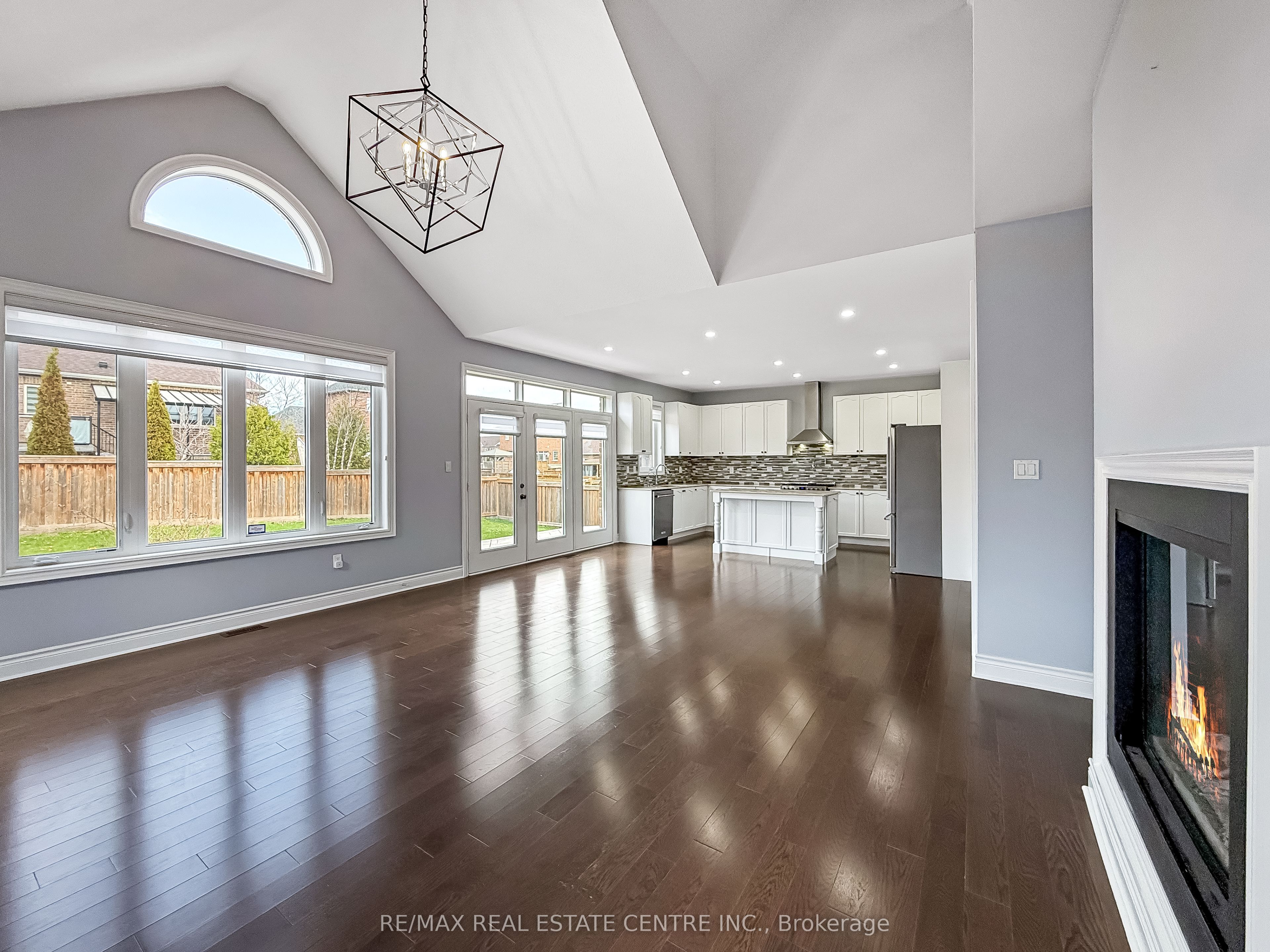 33 Stonegate Avenue Property Photo 22