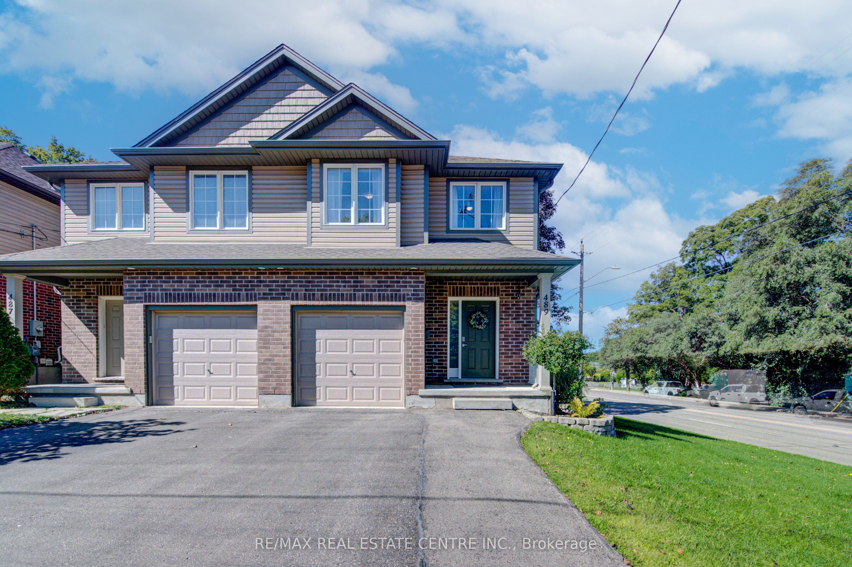 489 Leander Place Property Photo 1