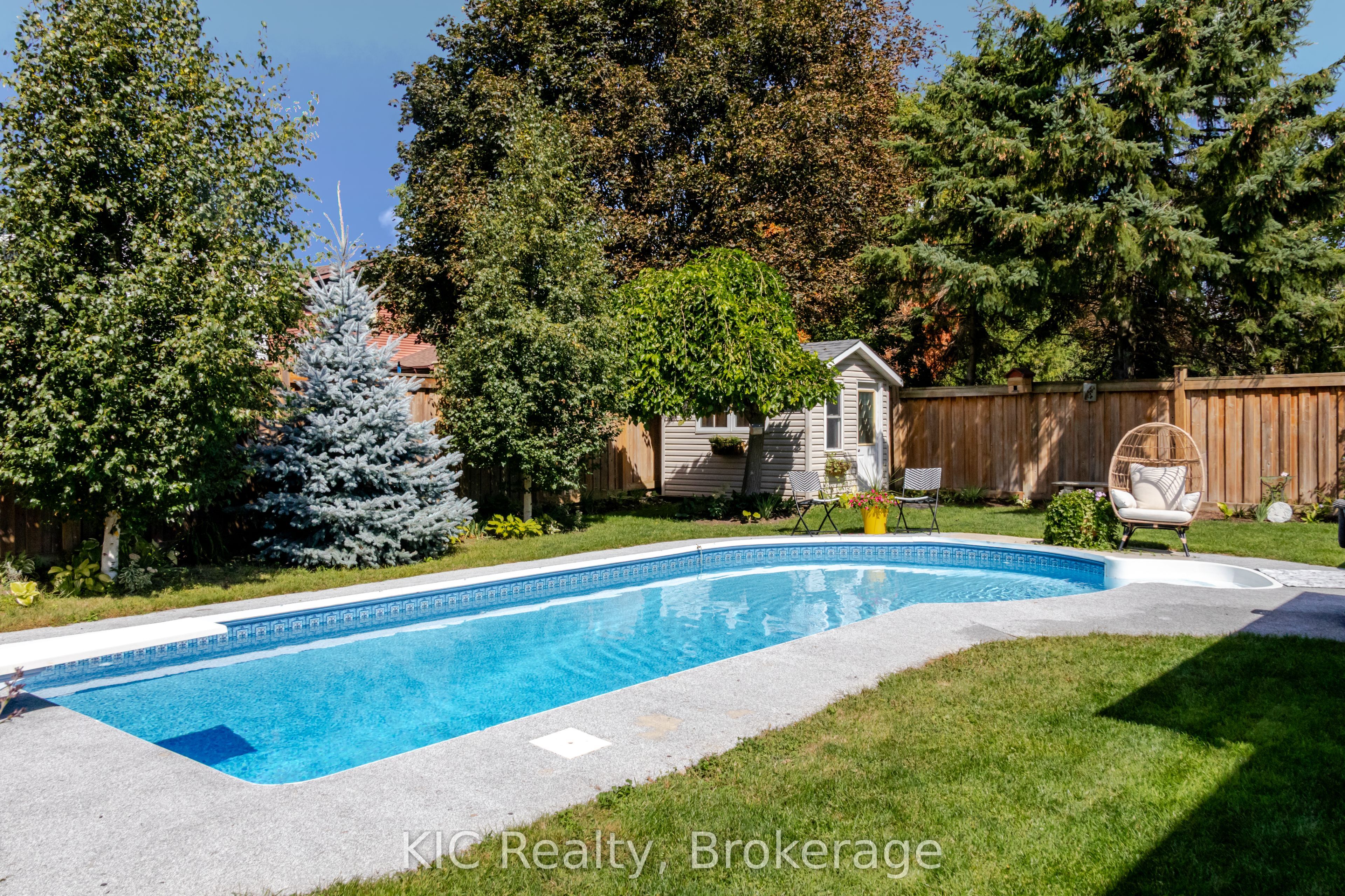 2138 Lorraine Drive Property Photo 4