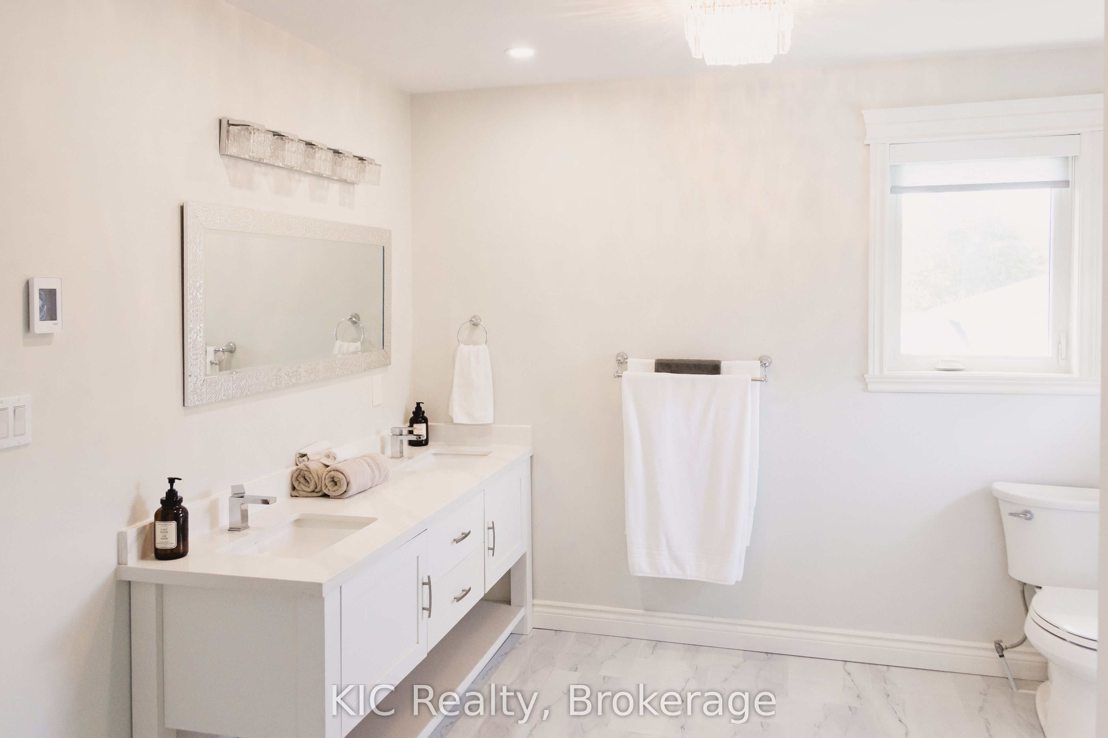2138 Lorraine Drive Property Photo 17