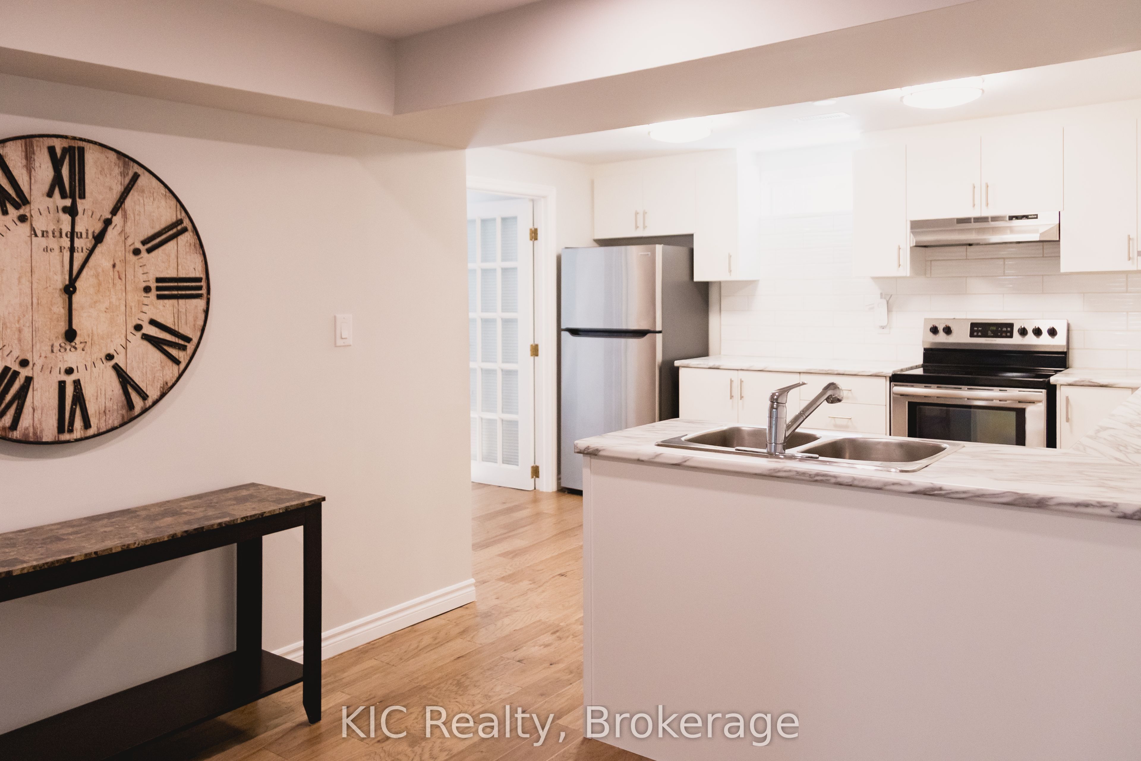 2138 Lorraine Drive Property Photo 28
