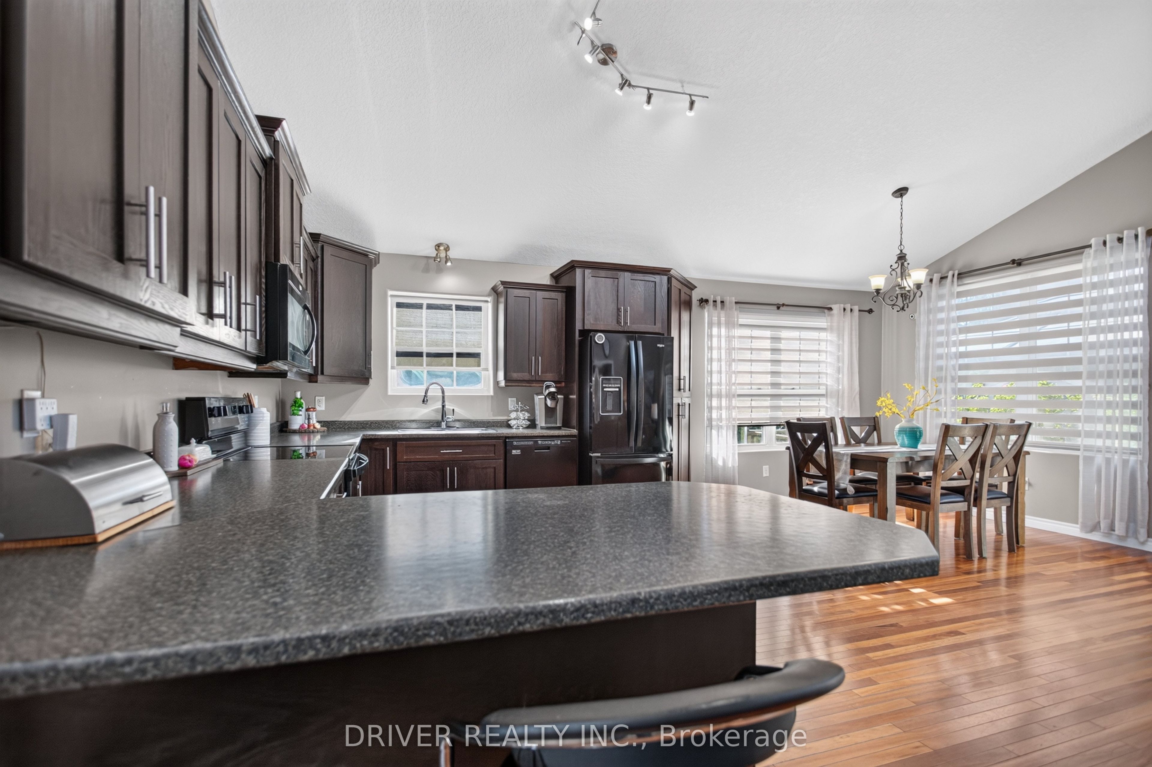 50 Treadwell Street Property Photo 6