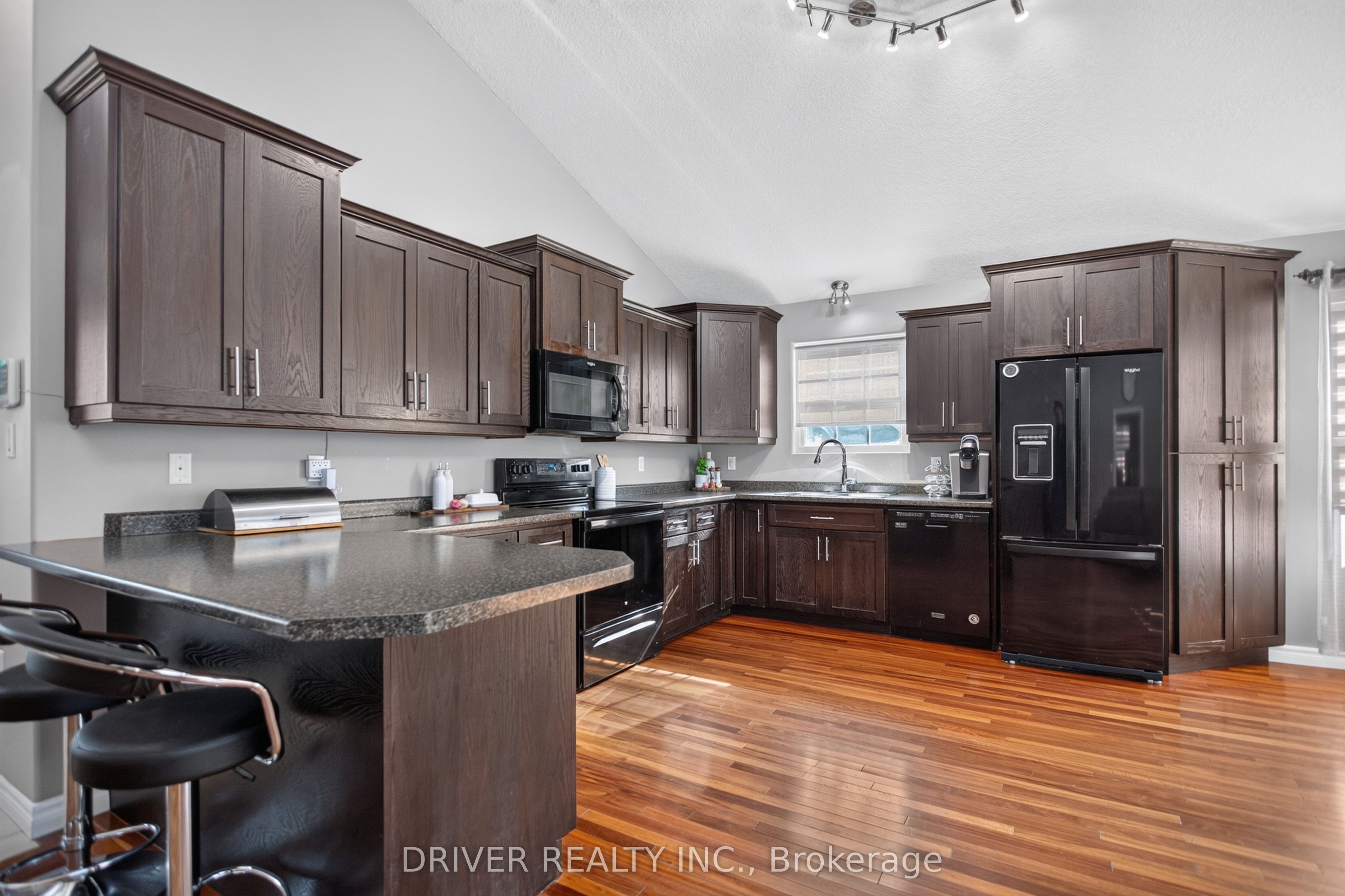 50 Treadwell Street Property Photo 7
