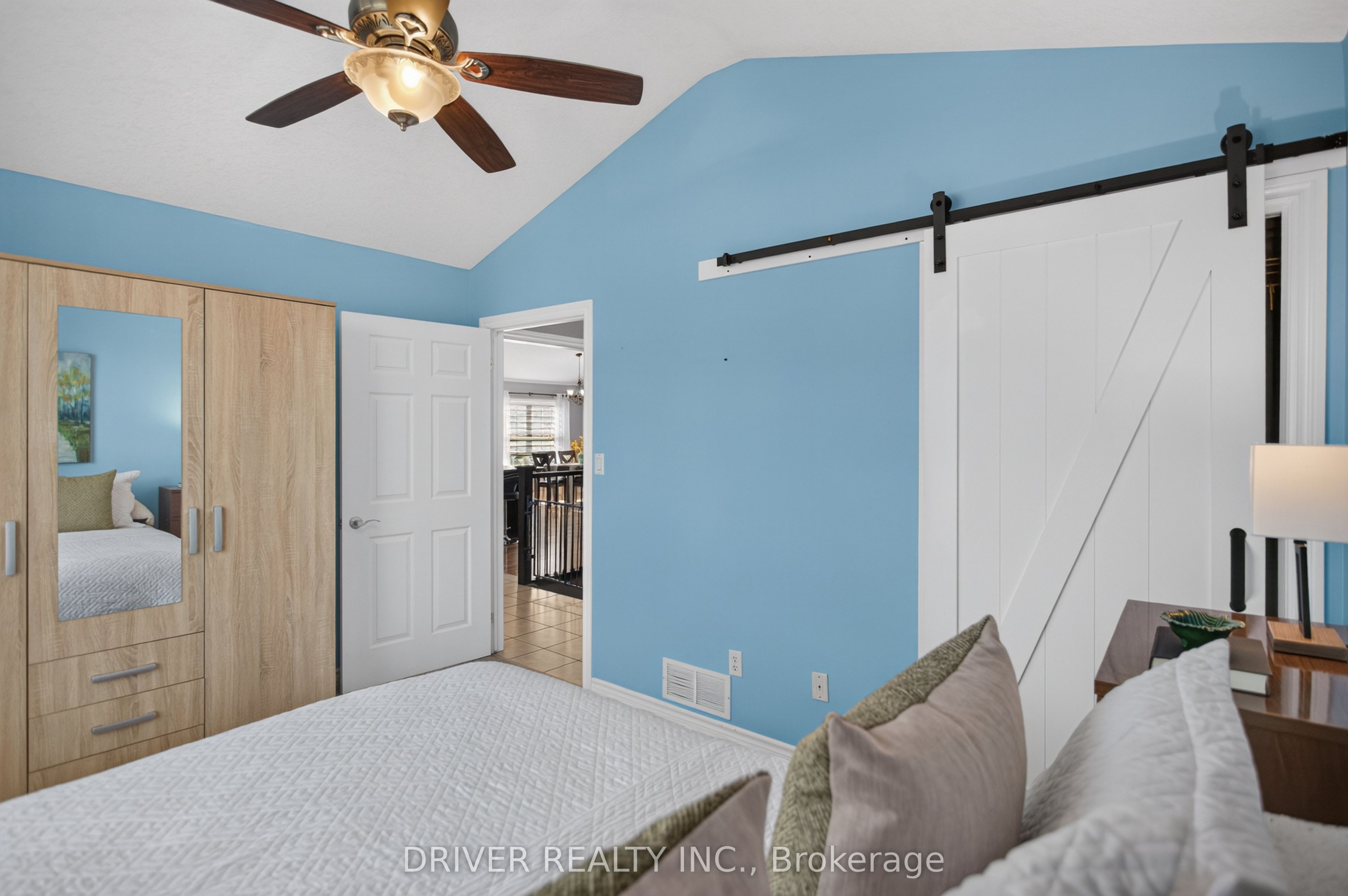 50 Treadwell Street Property Photo 16