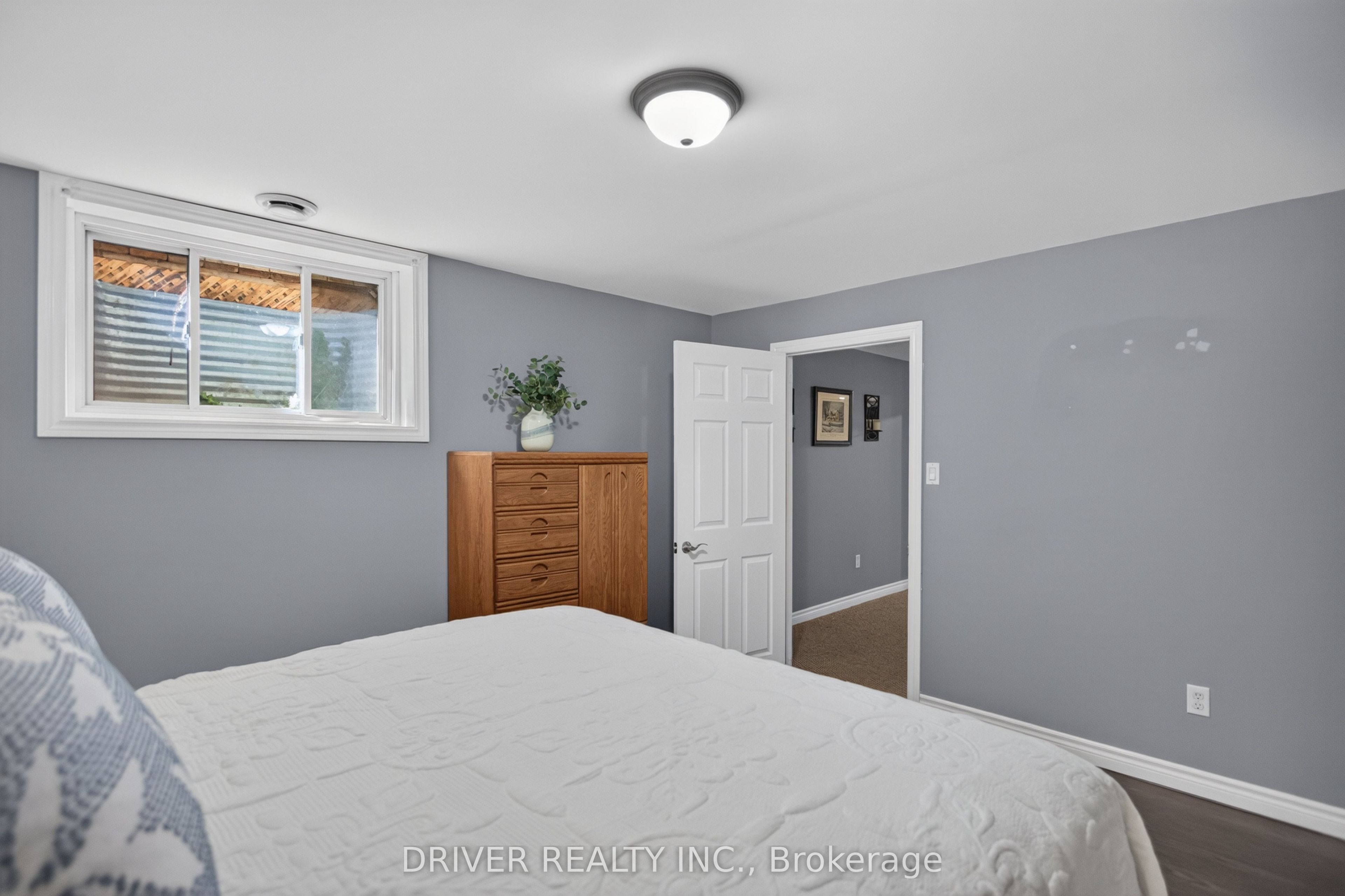 50 Treadwell Street Property Photo 25