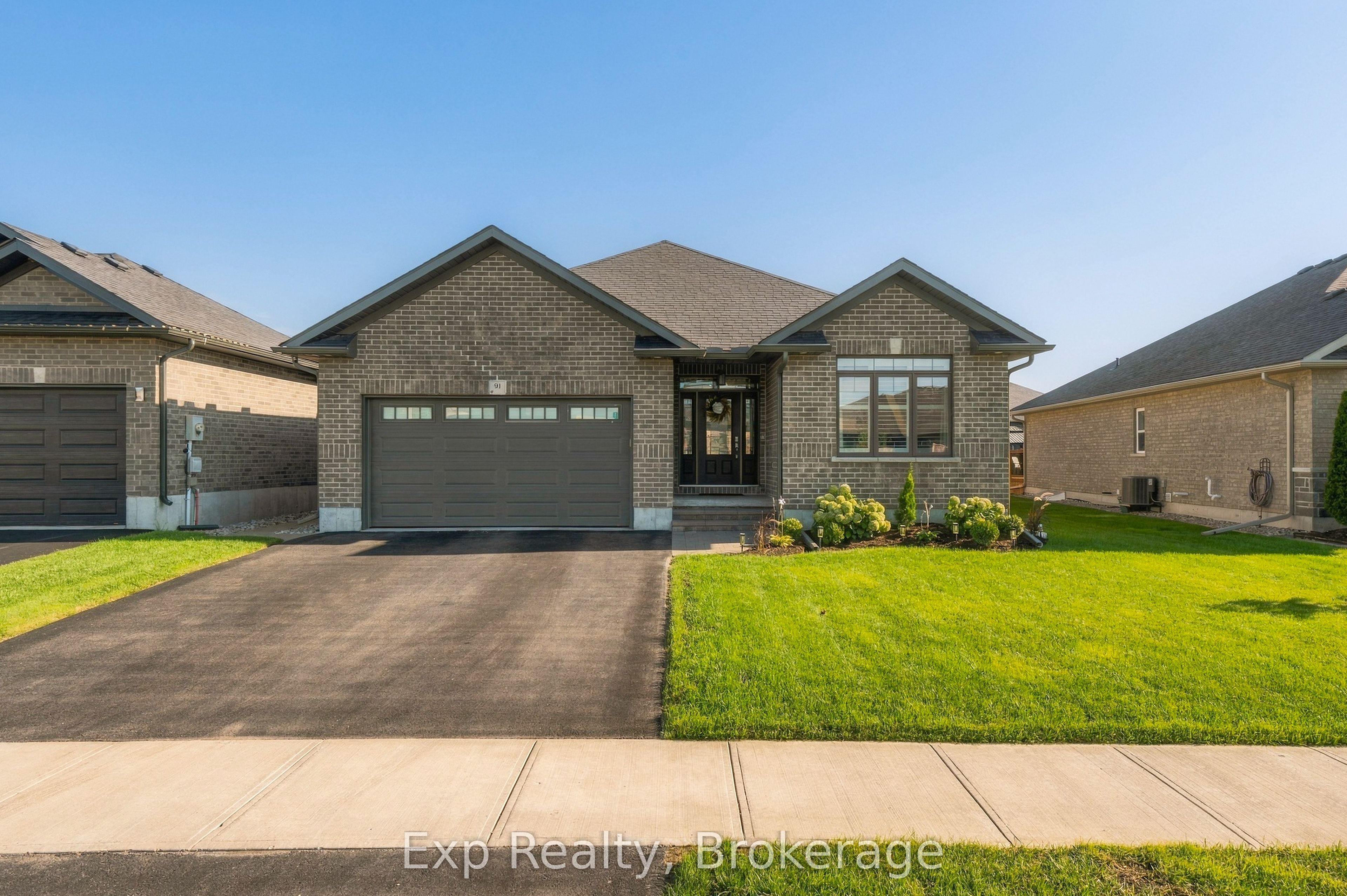 91 Covington Crescent Property Photo 1
