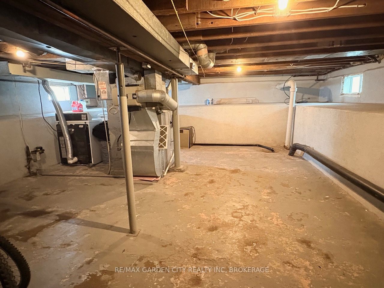 6375 Culp Street Property Photo 9