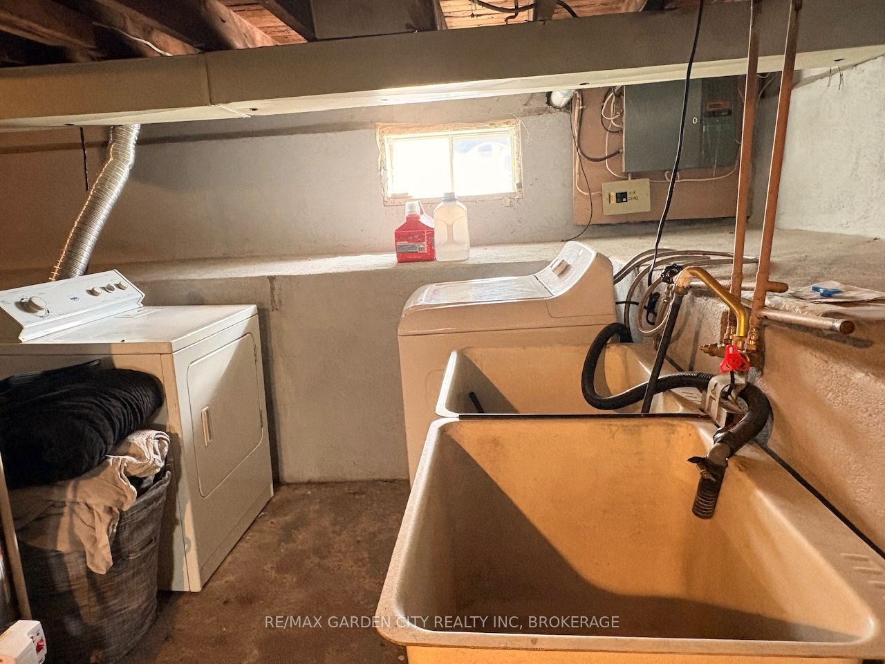 6375 Culp Street Property Photo 10