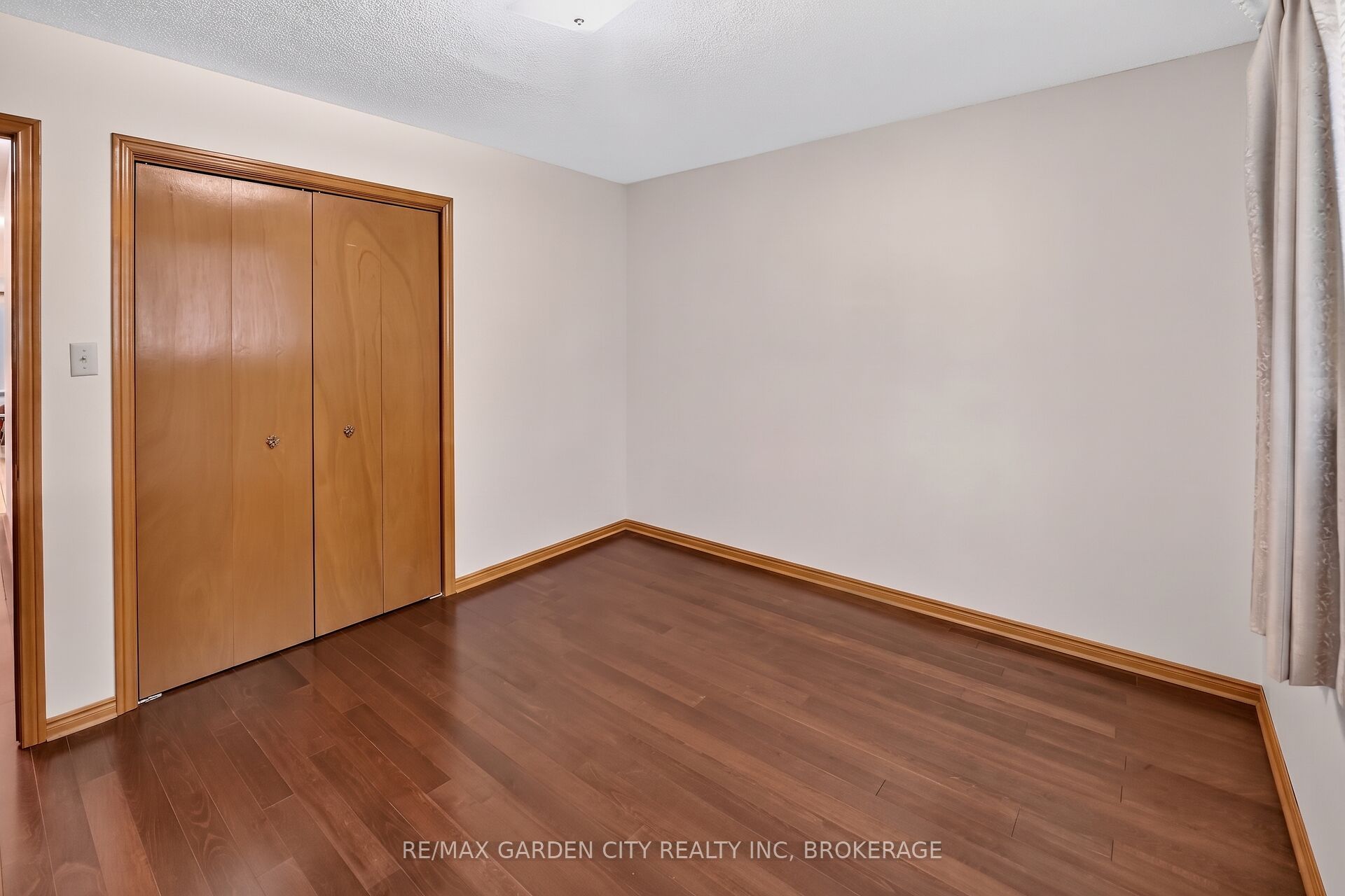 67 College Park Drive Property Photo 17