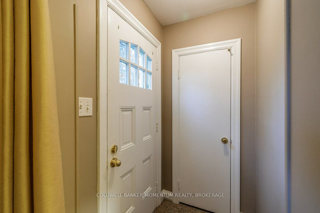 25 Clayburn Avenue Property Photo 6