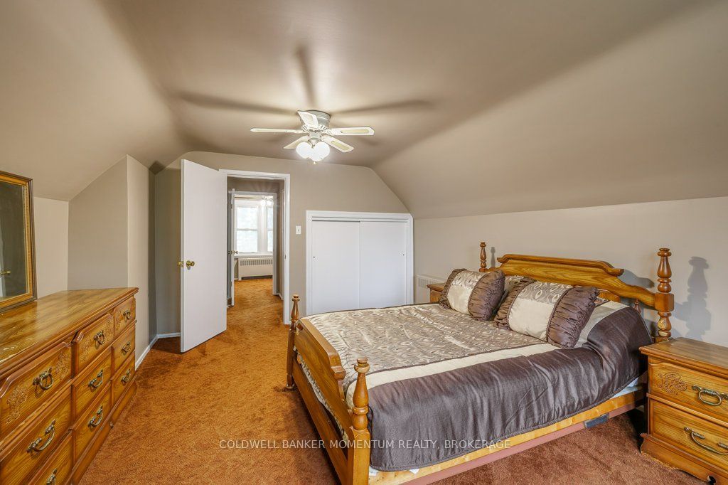 25 Clayburn Avenue Property Photo 18