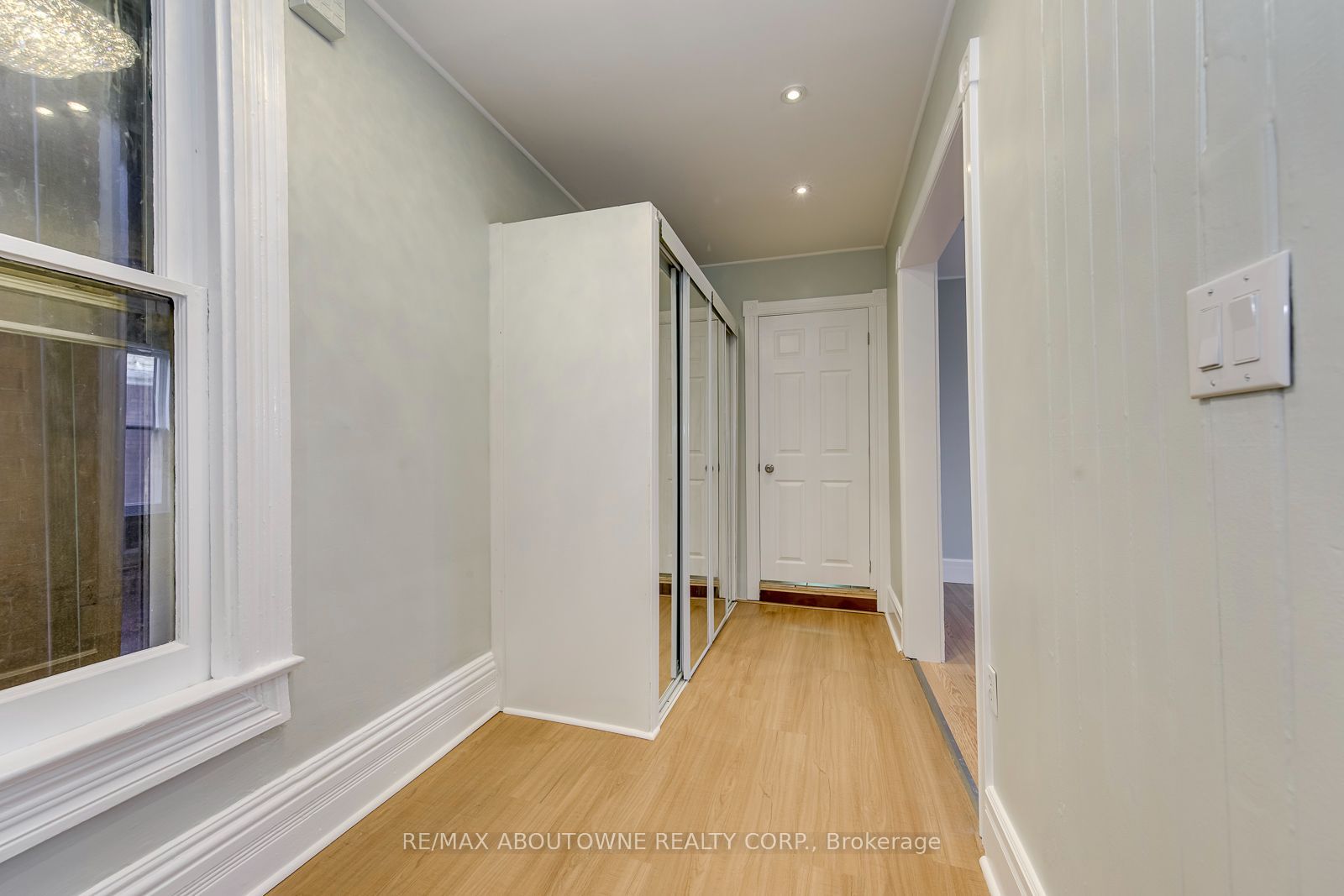 100 Grant Avenue Property Photo 15