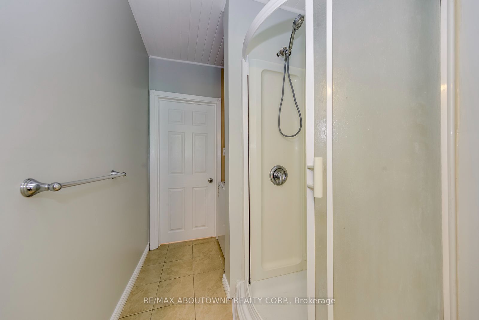 100 Grant Avenue Property Photo 28