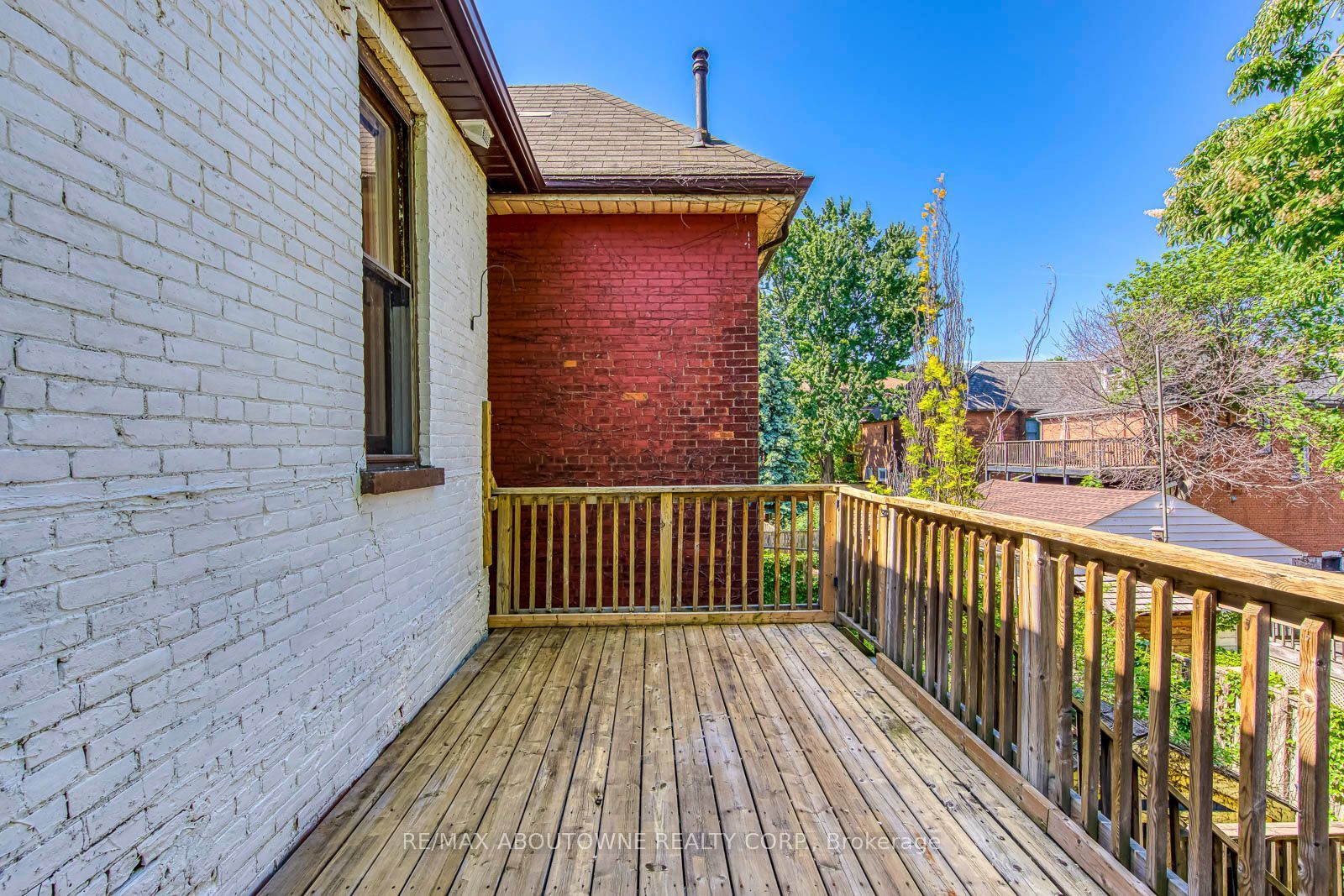 100 Grant Avenue Property Photo 31