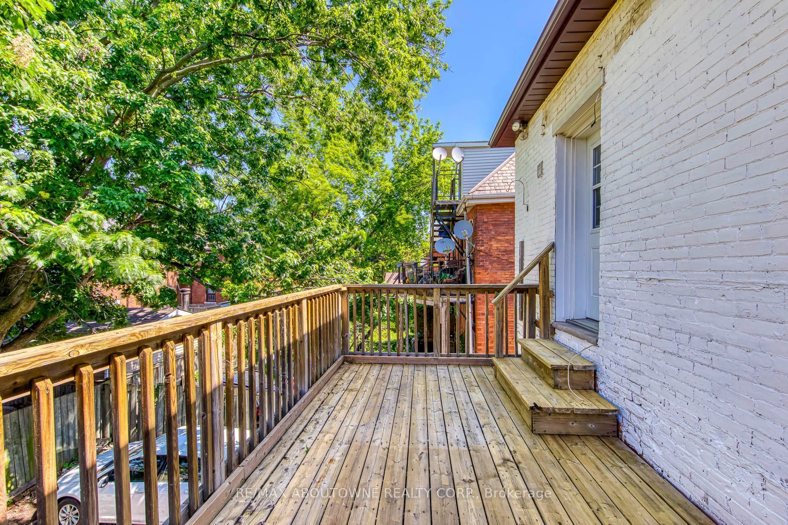 100 Grant Avenue Property Photo 32