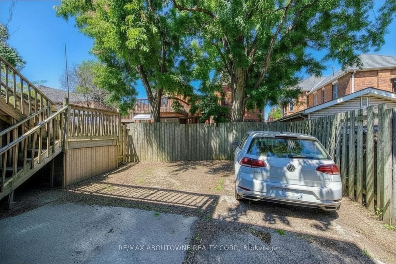 100 Grant Avenue Property Photo 34