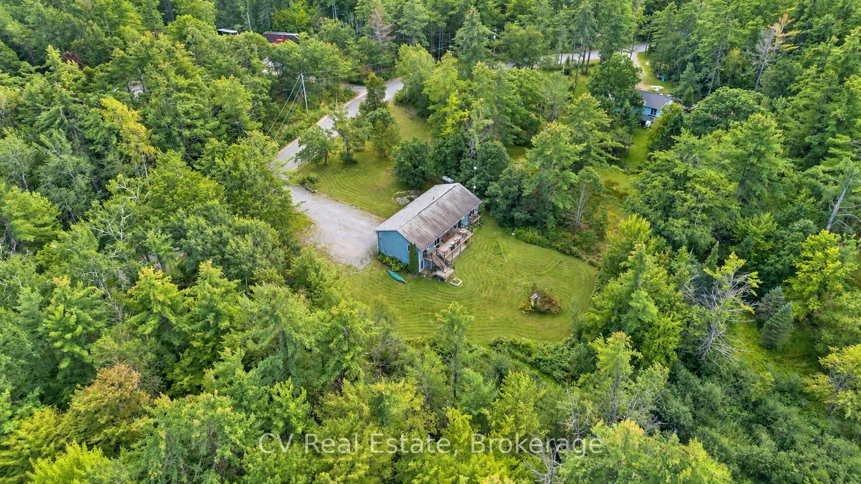1045 Narrows Road Property Photo 5