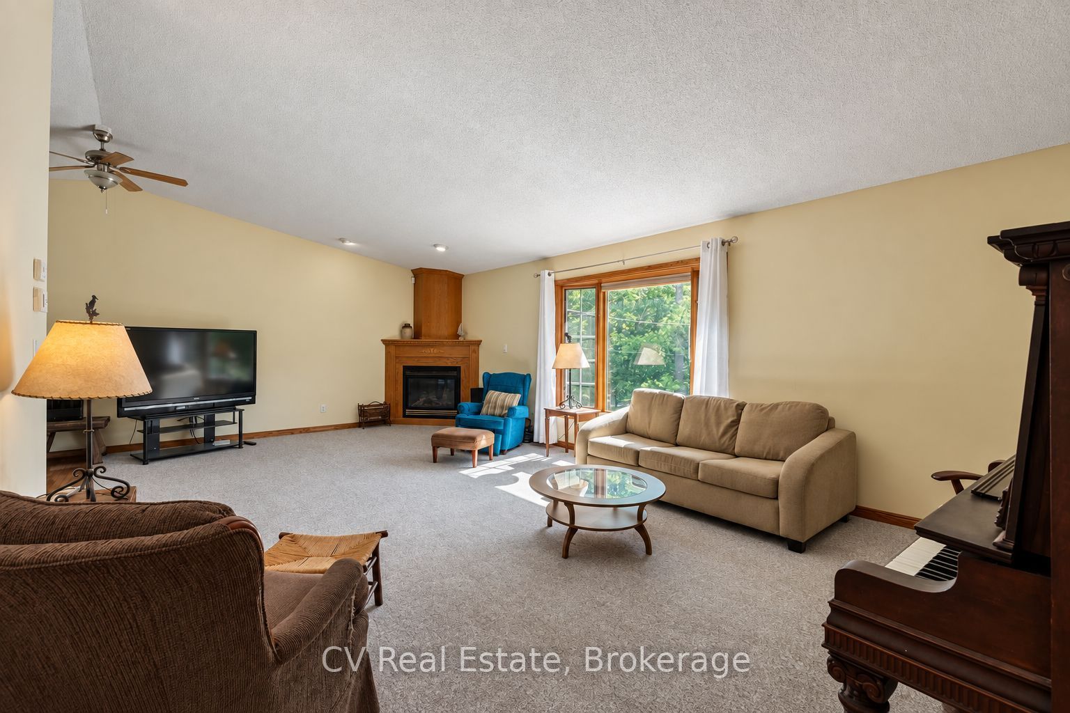 1045 Narrows Road Property Photo 16