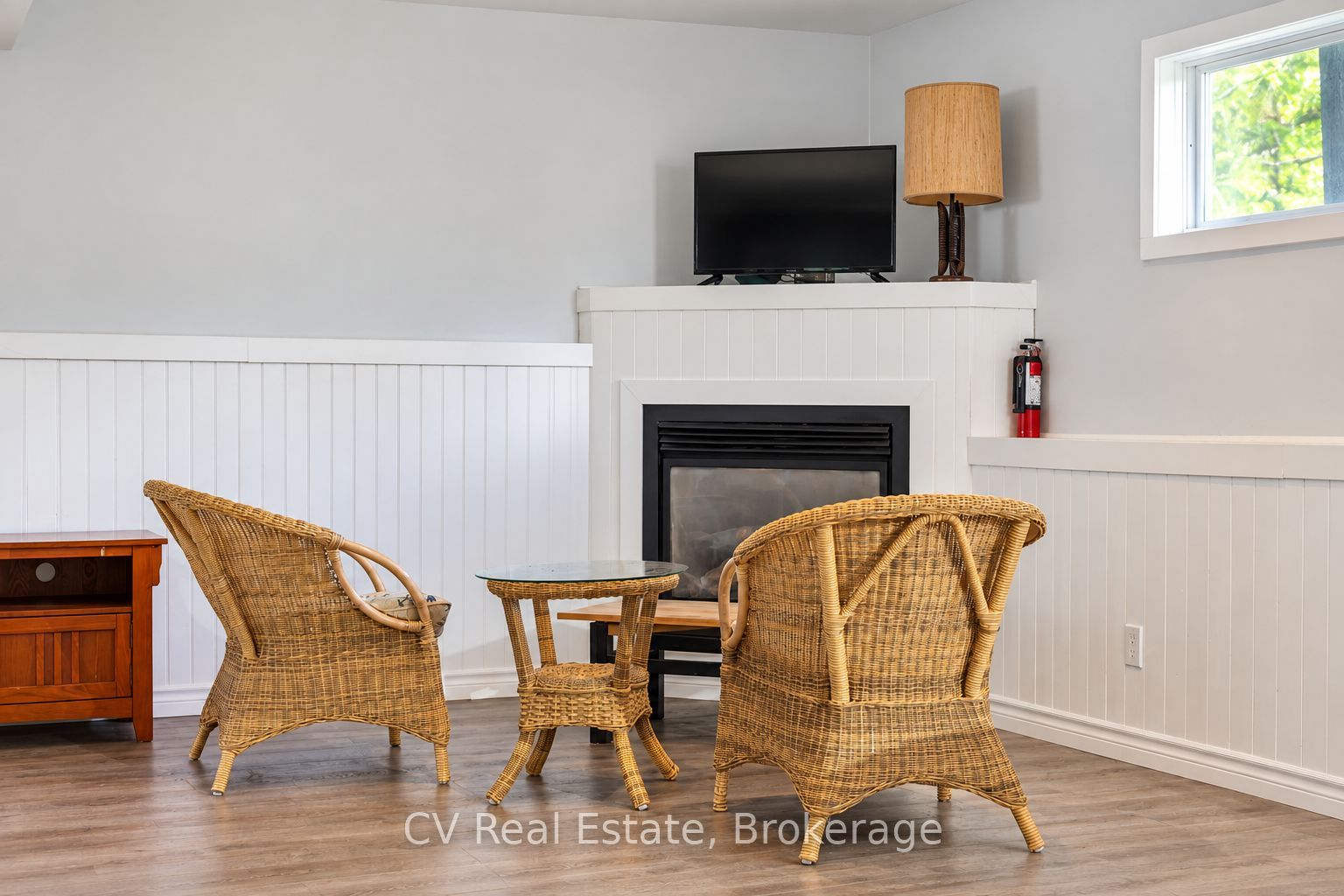 1045 Narrows Road Property Photo 26