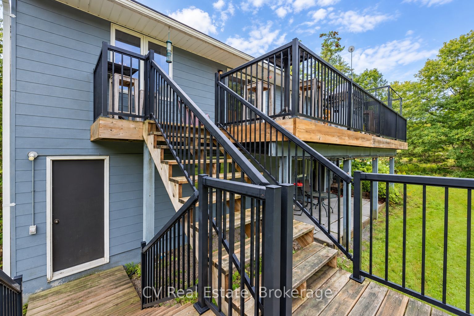 1045 Narrows Road Property Photo 31