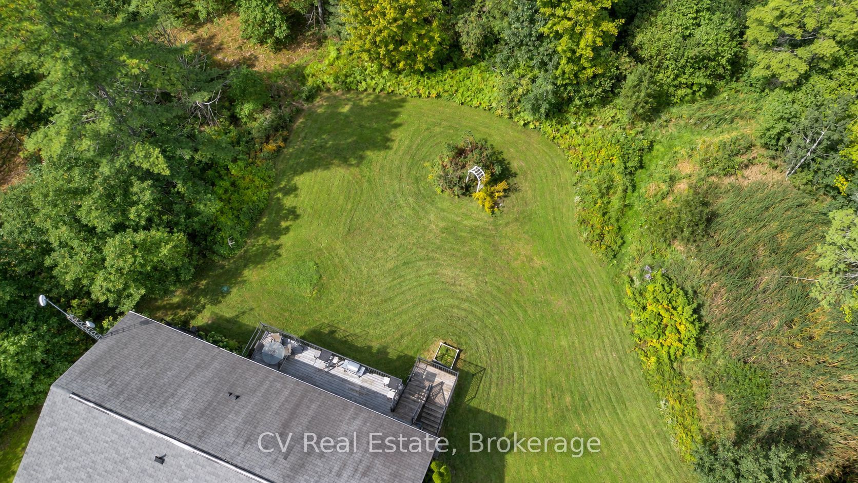 1045 Narrows Road Property Photo 36