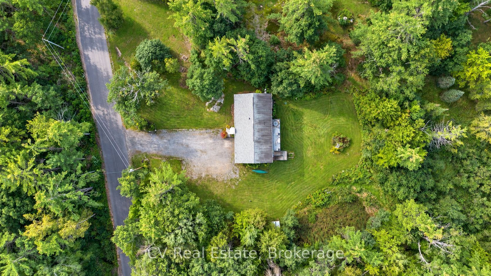 1045 Narrows Road Property Photo 37