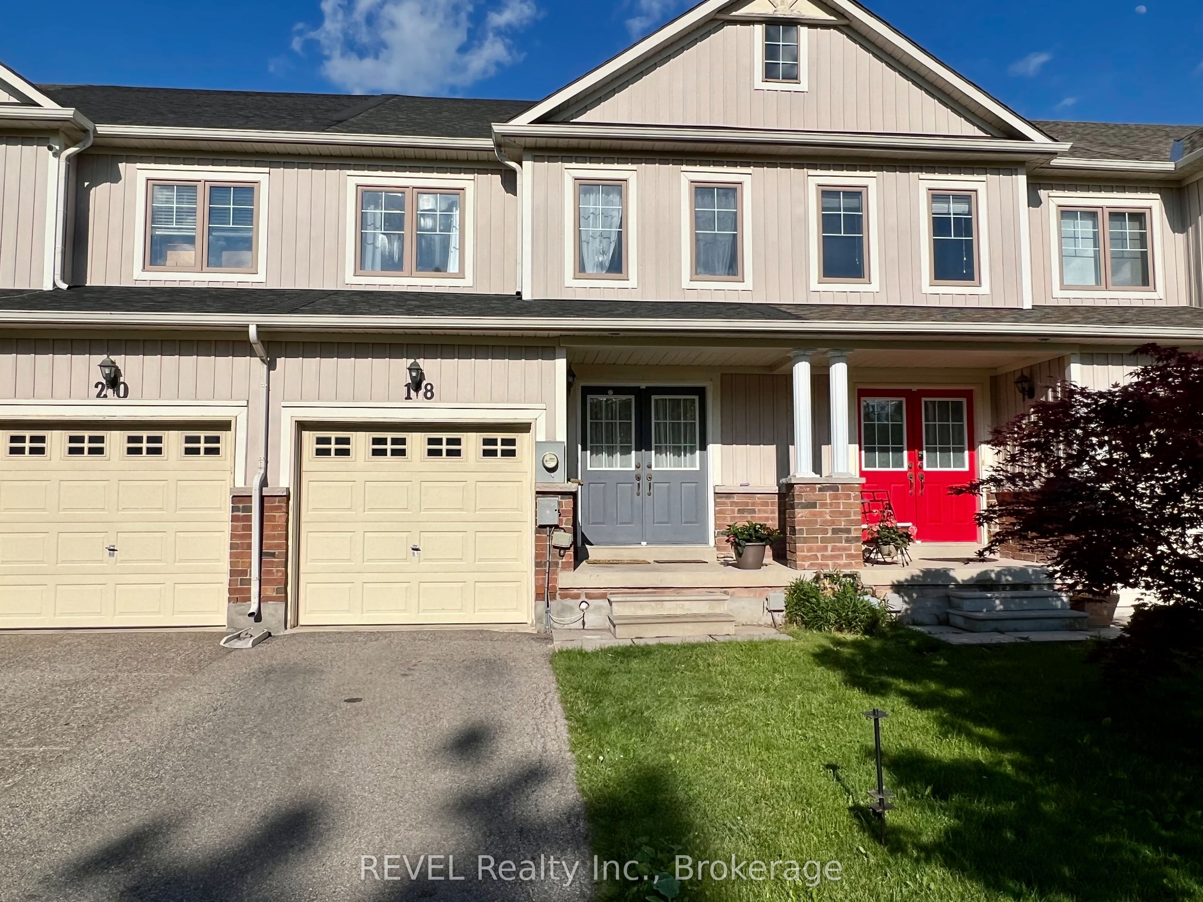 18 Mackenzie King Avenue