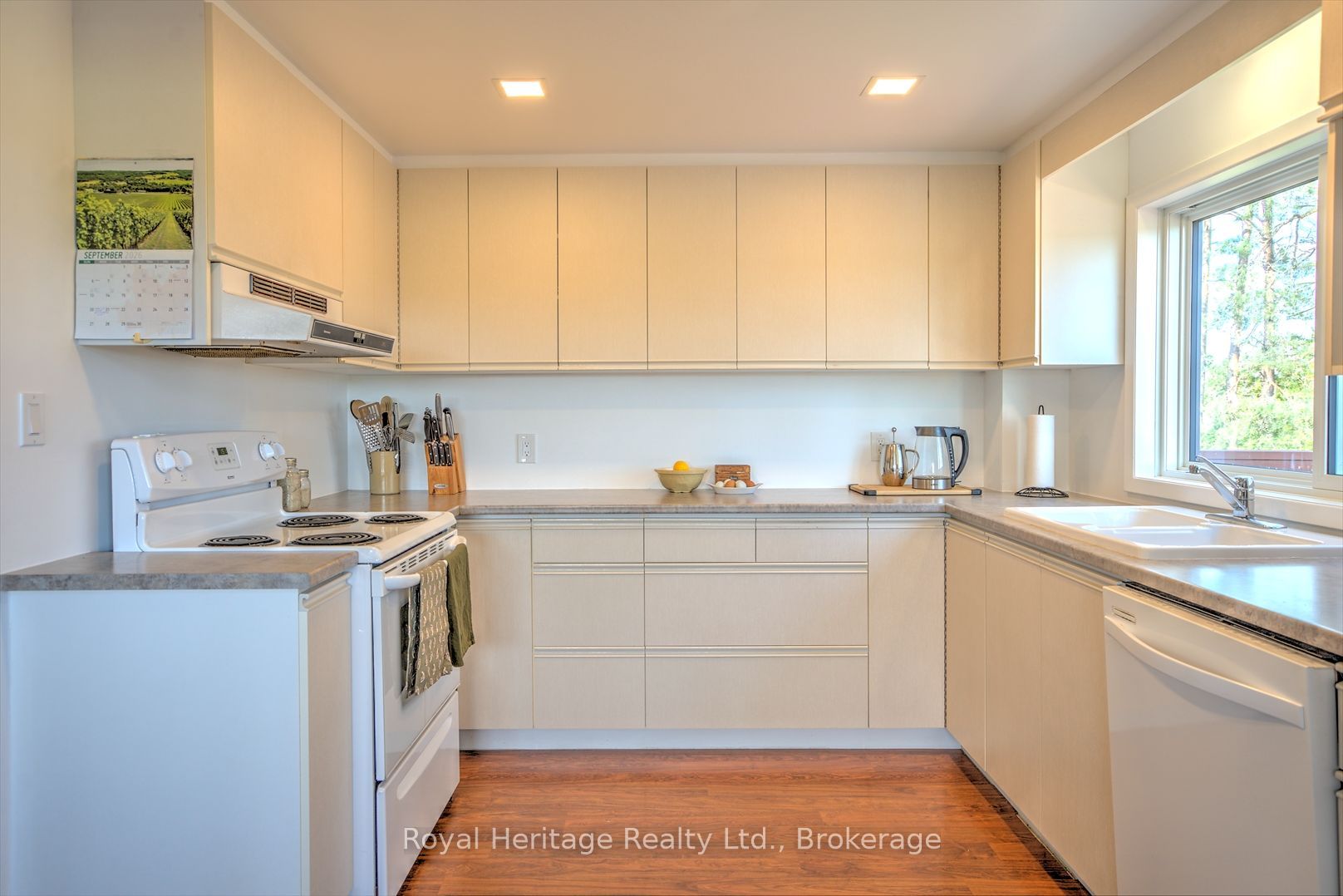 215 Fifth Line Dummer South Road Property Photo 16