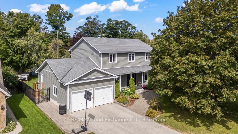 932 Parkwood Drive Property Photo 1