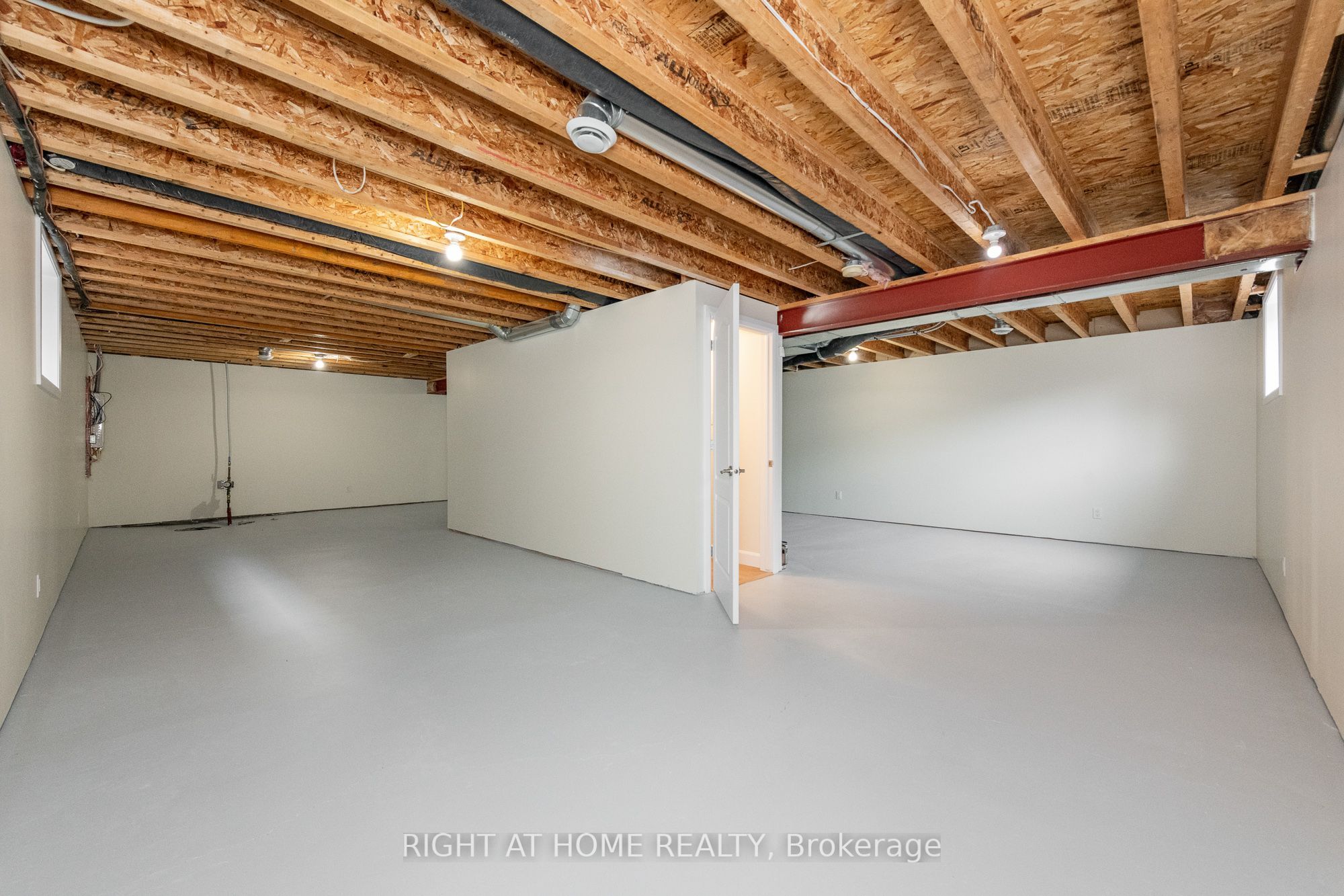 441 Denis Street Property Photo 29