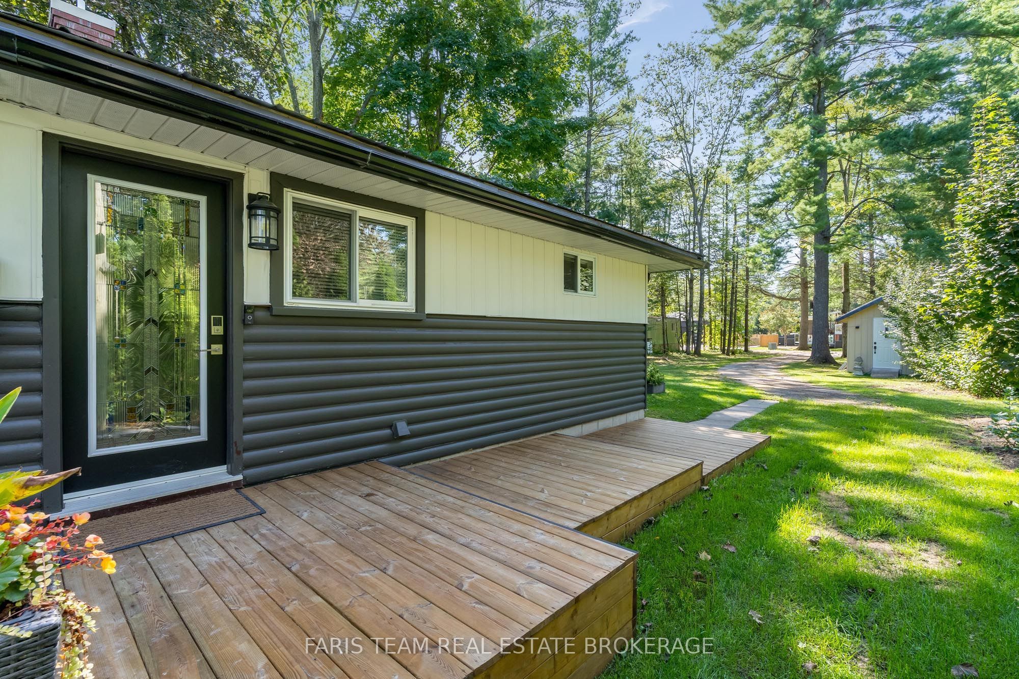 121 Stanley Road Property Photo 4