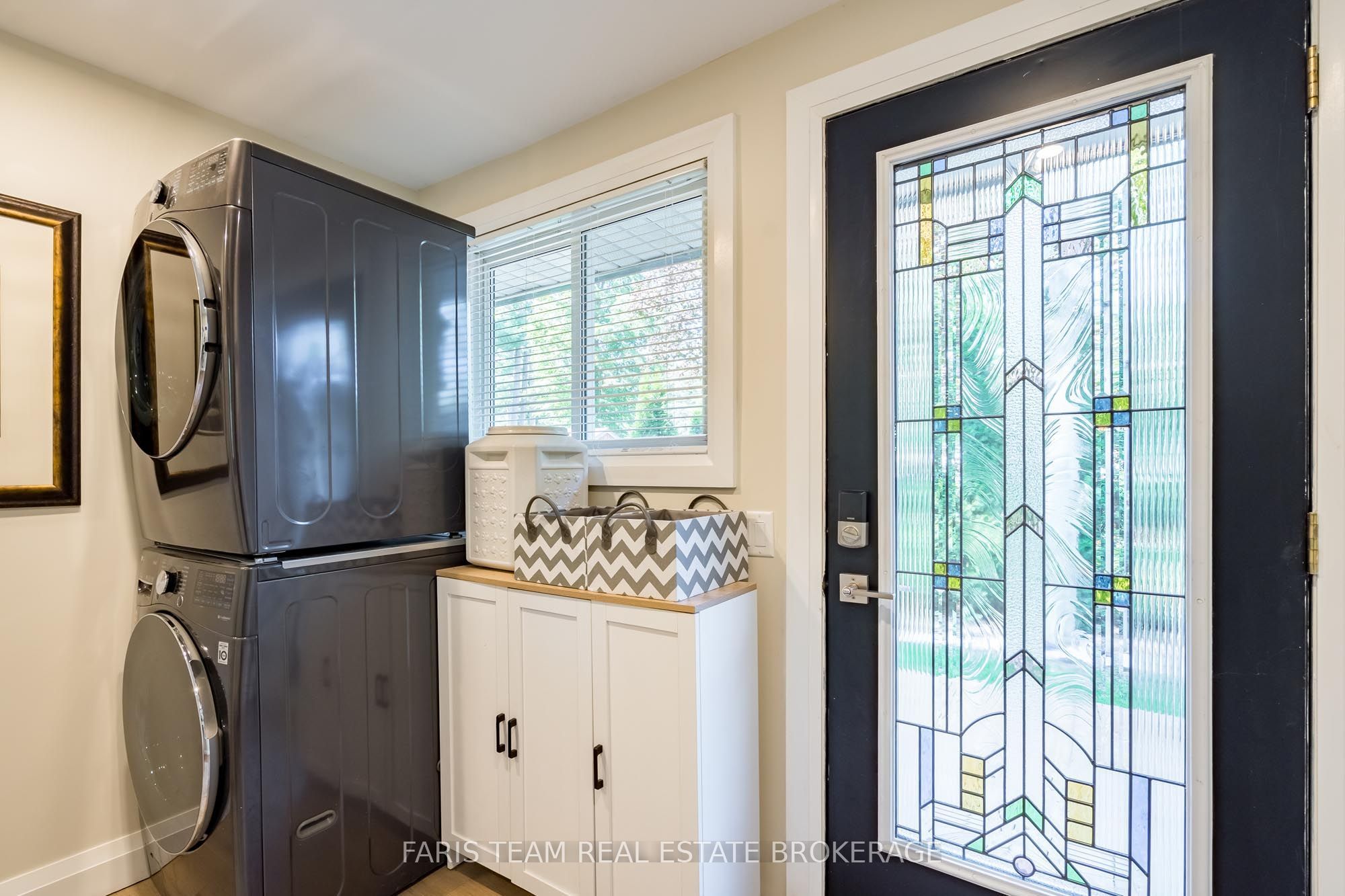 121 Stanley Road Property Photo 5