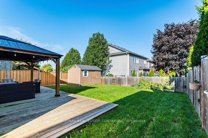 84 Lambert Crescent Property Photo 43