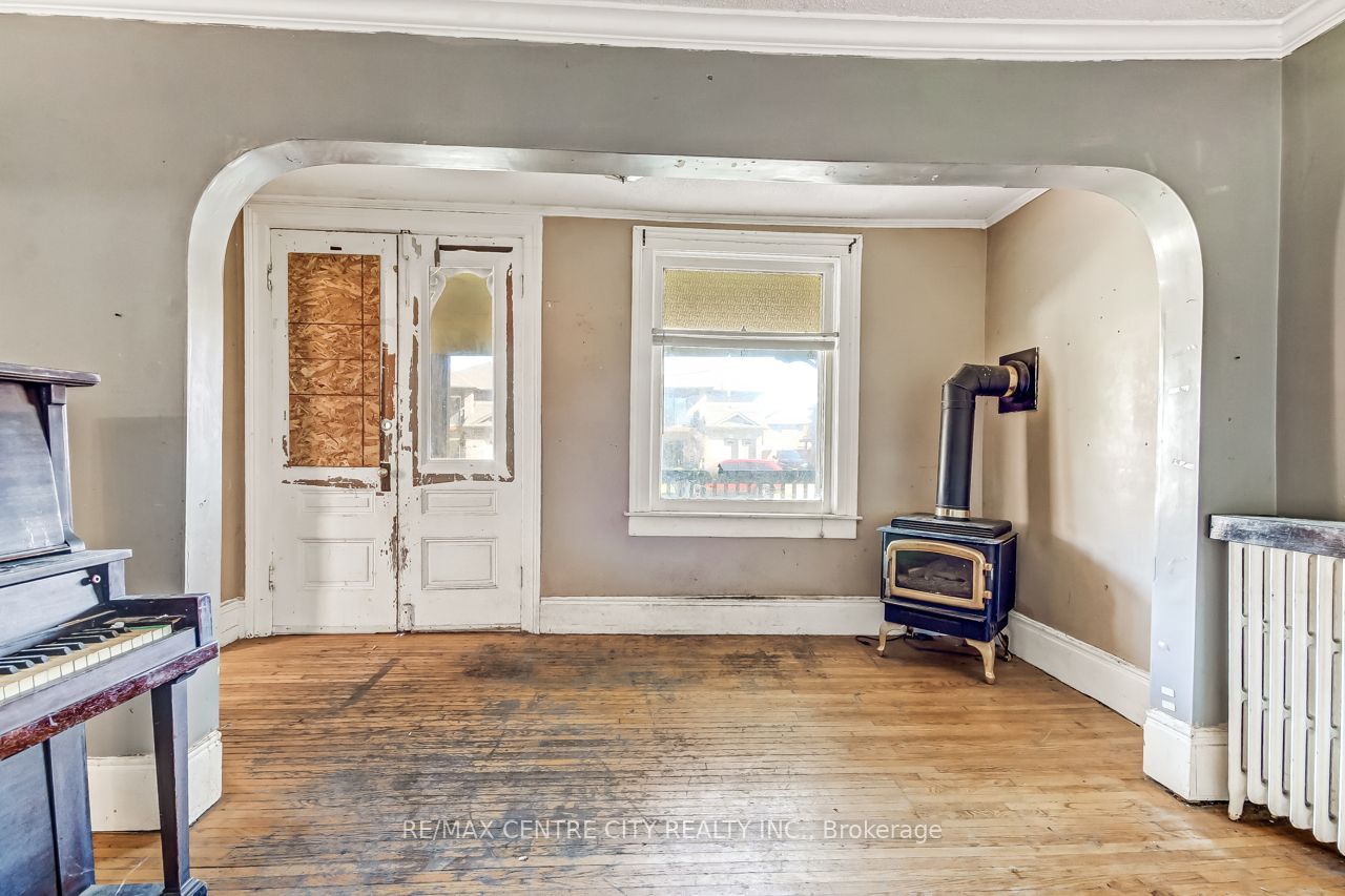 45 Locust Street Property Photo 3