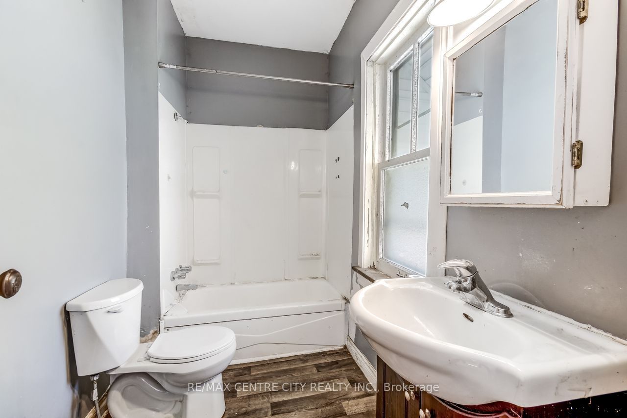 45 Locust Street Property Photo 6