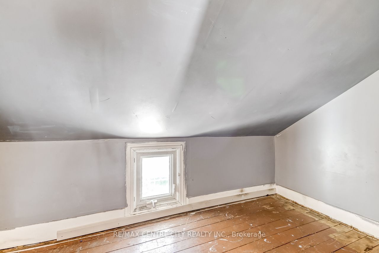 45 Locust Street Property Photo 13