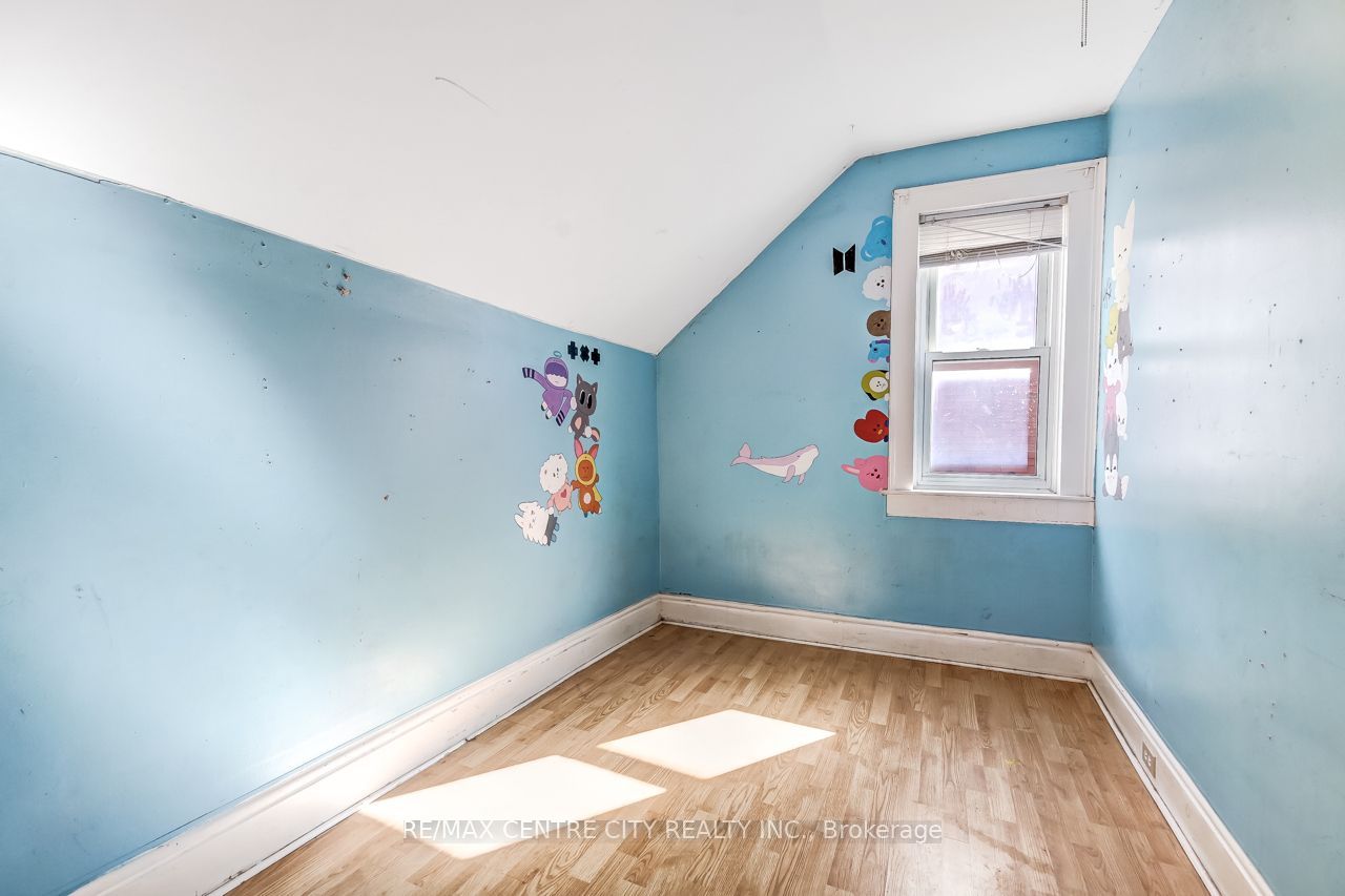 45 Locust Street Property Photo 16