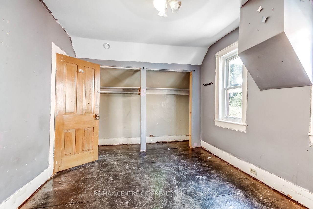 45 Locust Street Property Photo 17
