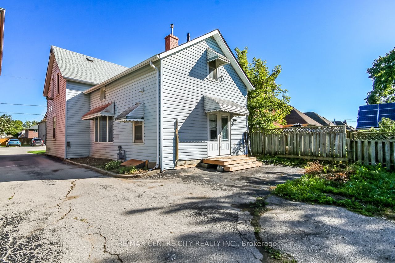 45 Locust Street Property Photo 18