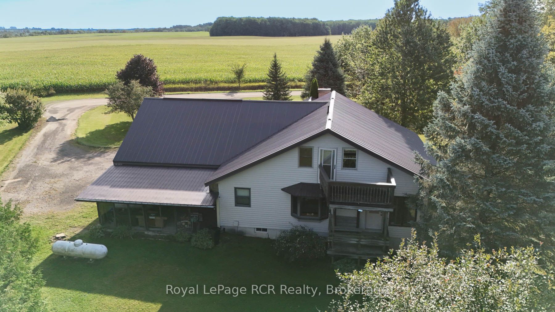 9870 Creek Road Property Photo 8