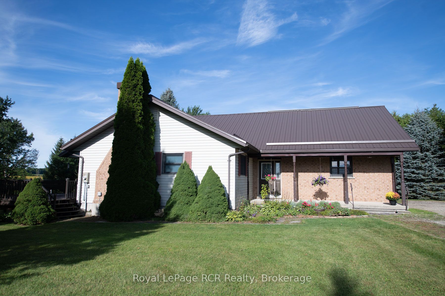 9870 Creek Road Property Photo 12