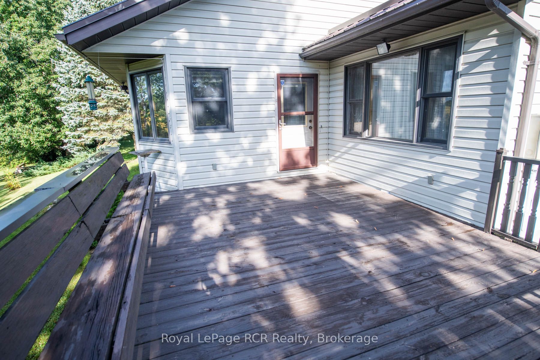 9870 Creek Road Property Photo 16