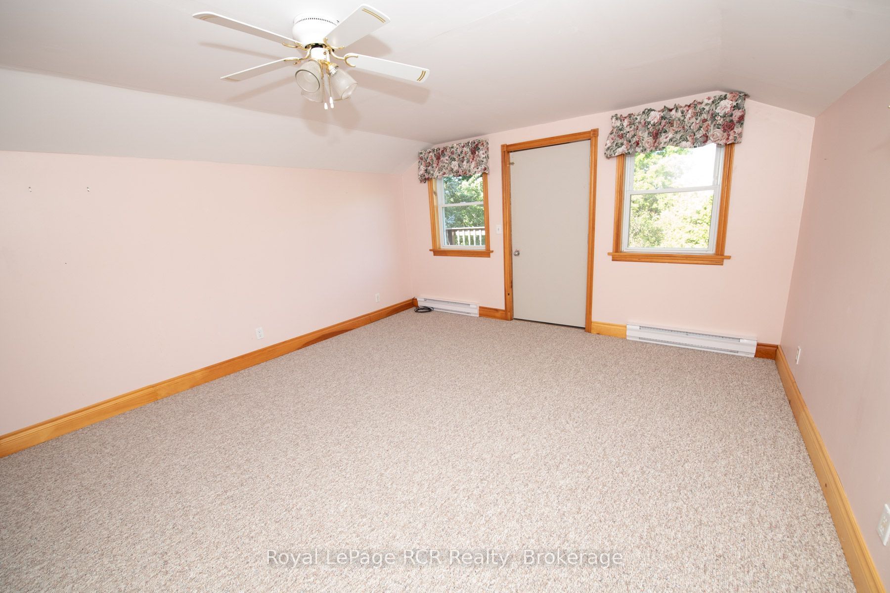 9870 Creek Road Property Photo 22