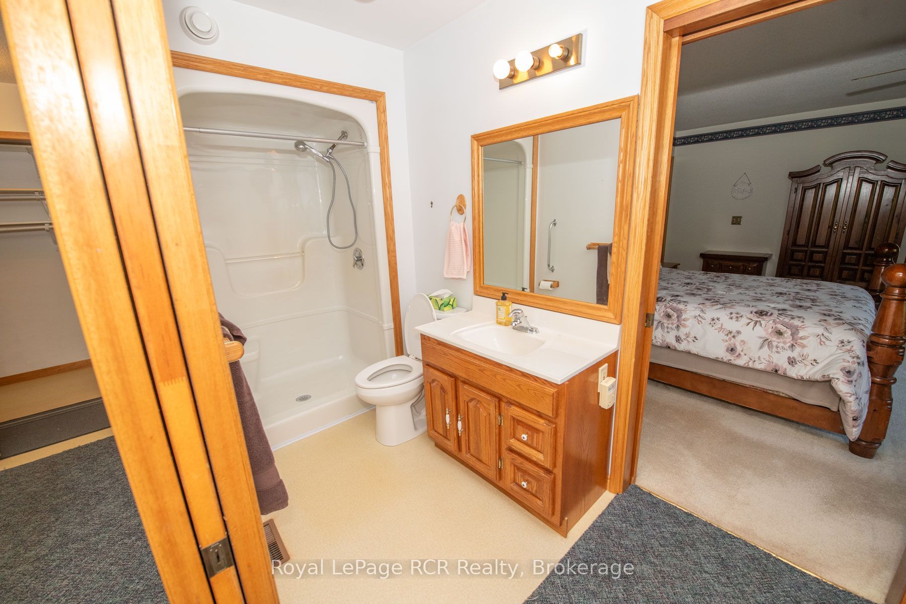 9870 Creek Road Property Photo 24